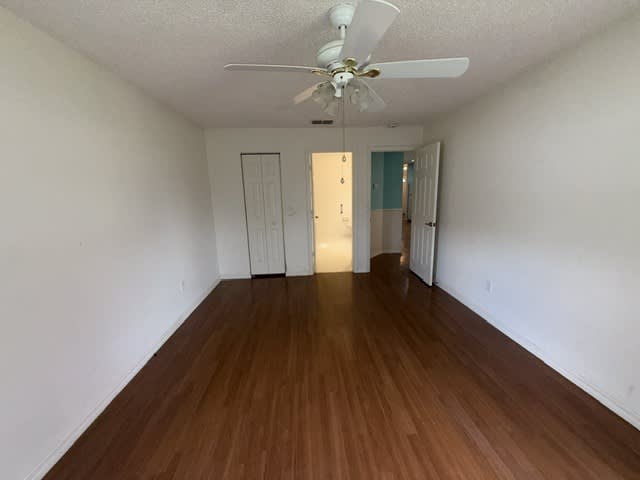 5304 Se 15th Ct photo