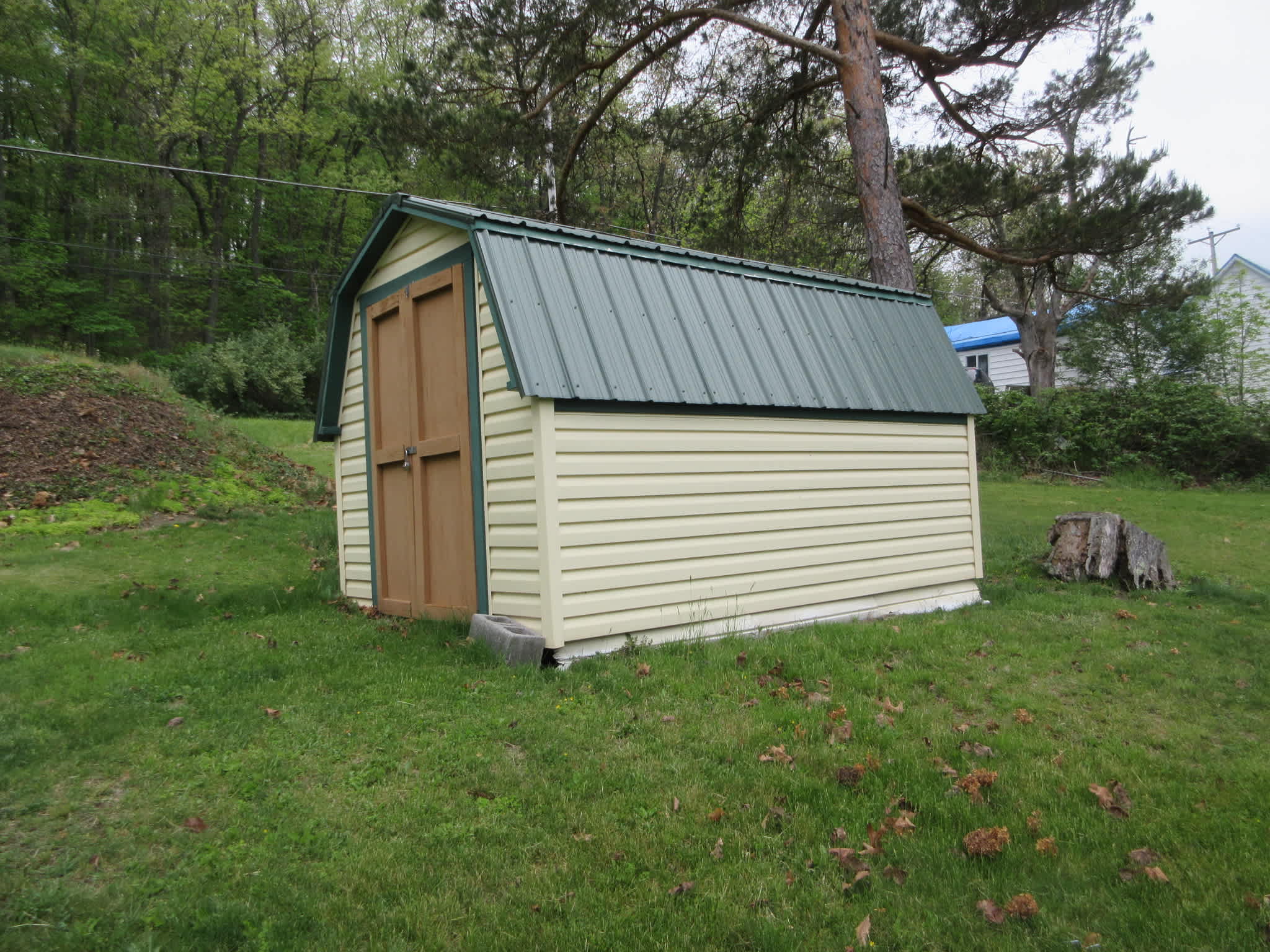 1129 Skyline Dr photo
