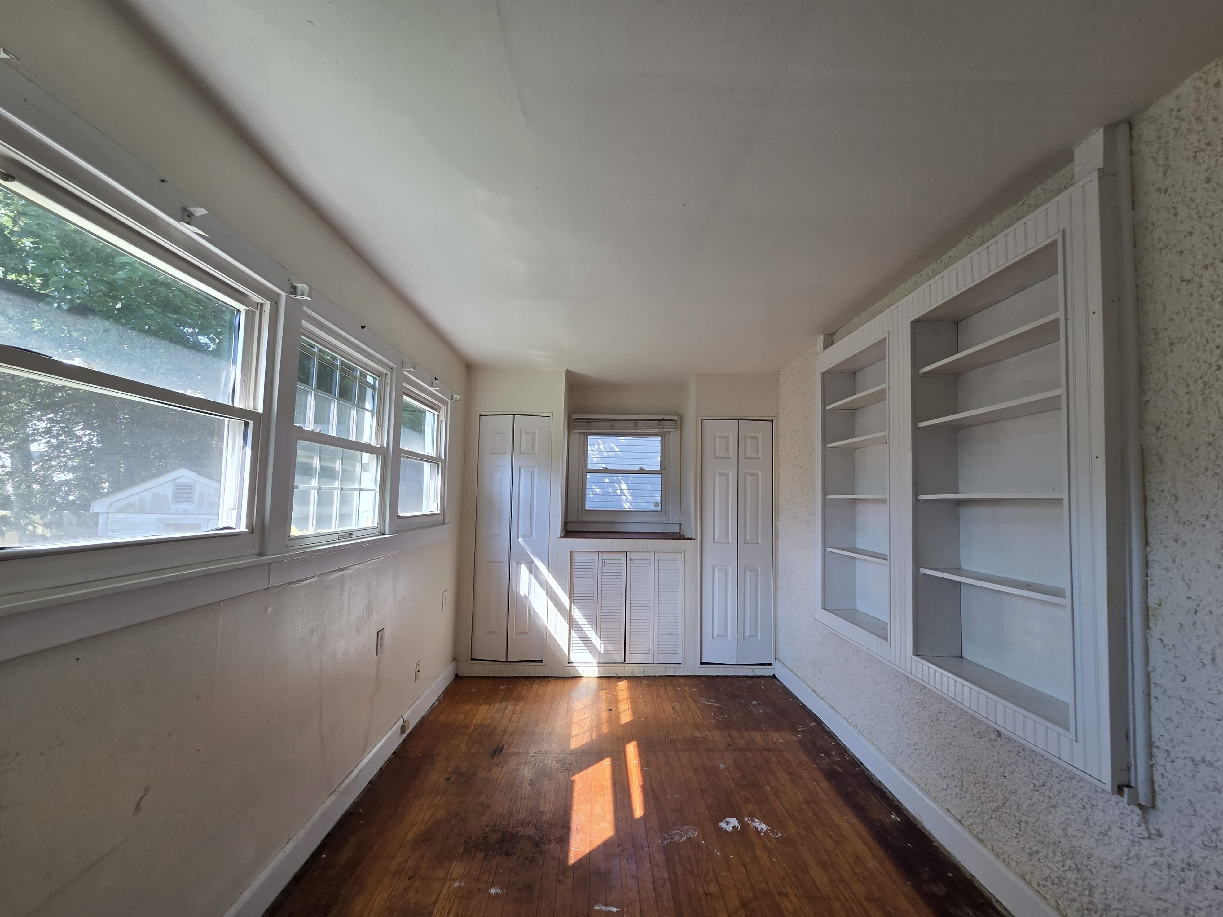 232 53rd St photo