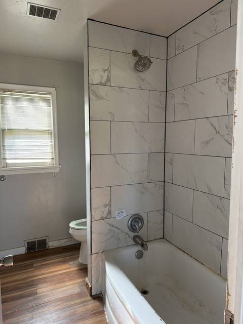 860 N 9th E photo