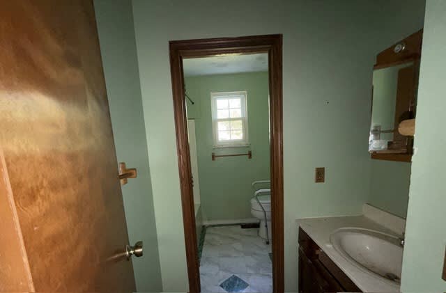 9105 State Route 550 photo