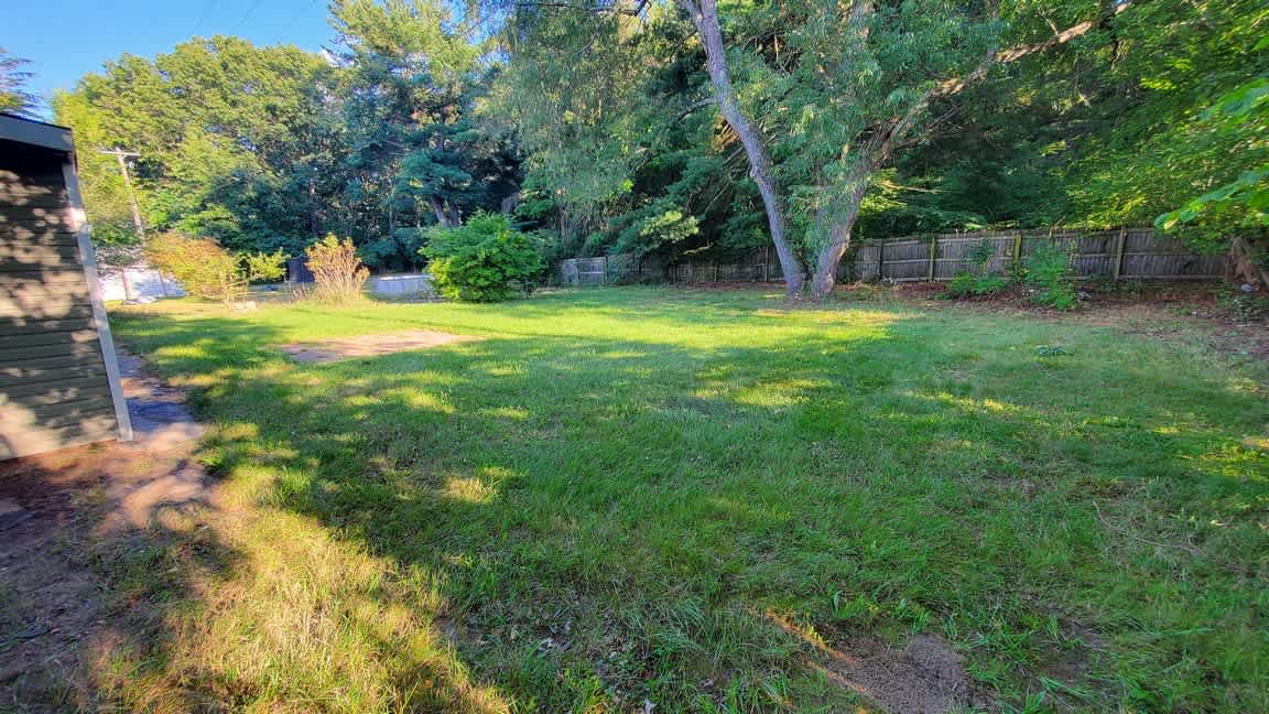 5131 Grand River Dr NE photo