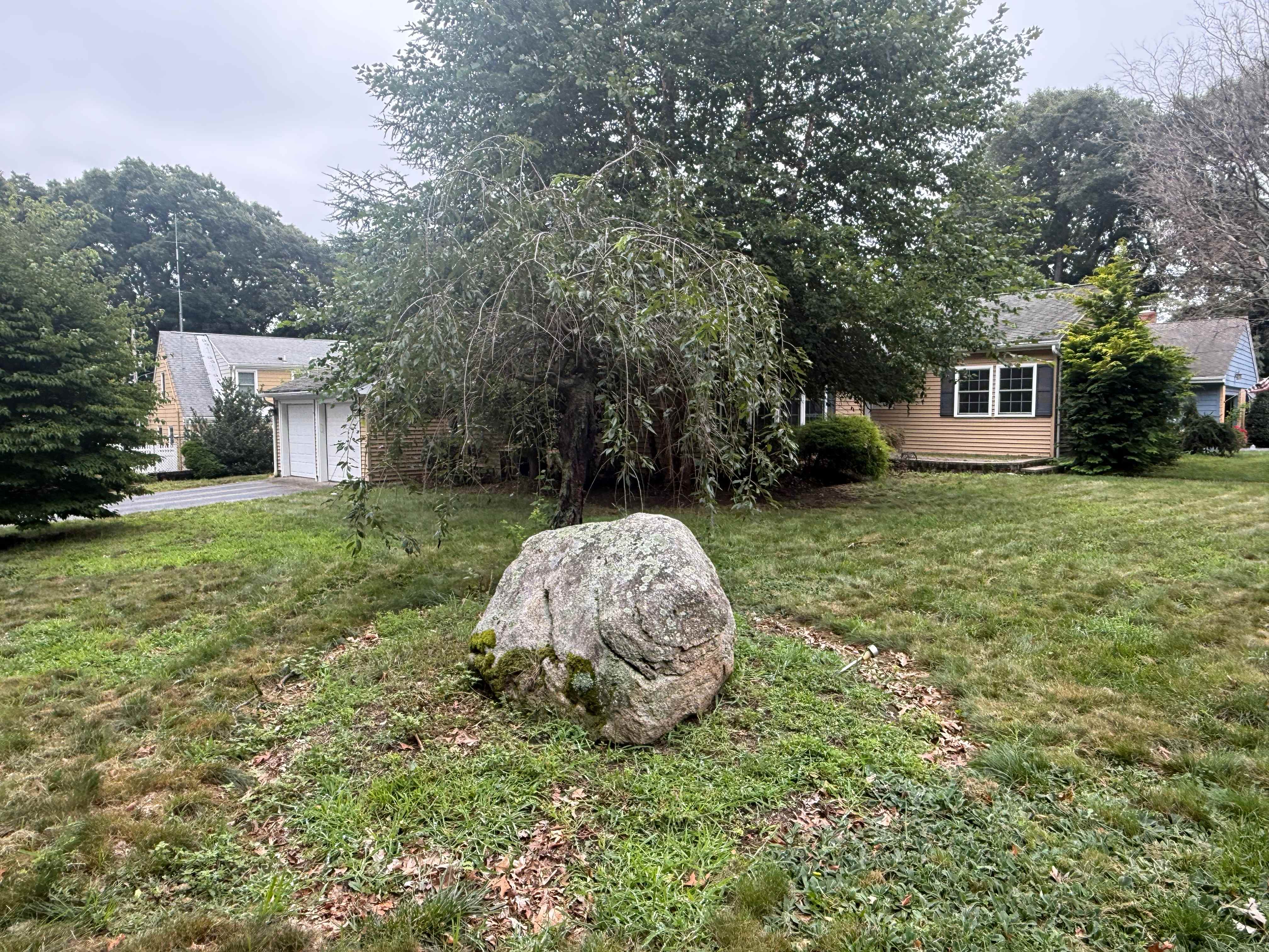 243 Deerfield Rd photo