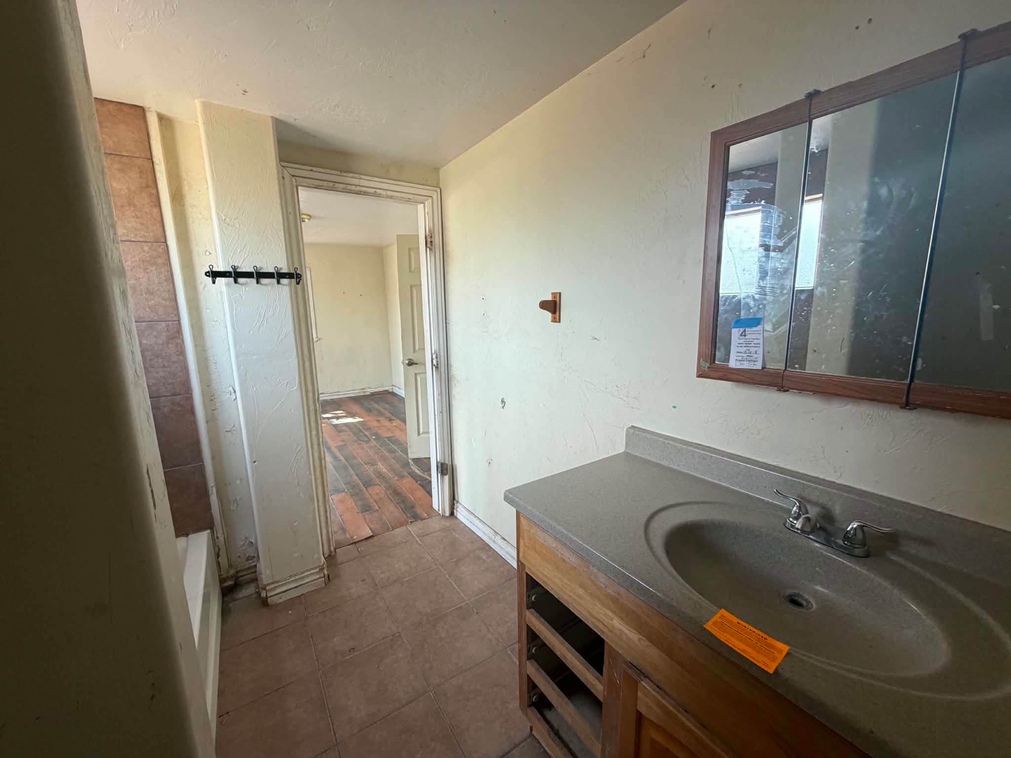 210 E Center Street photo