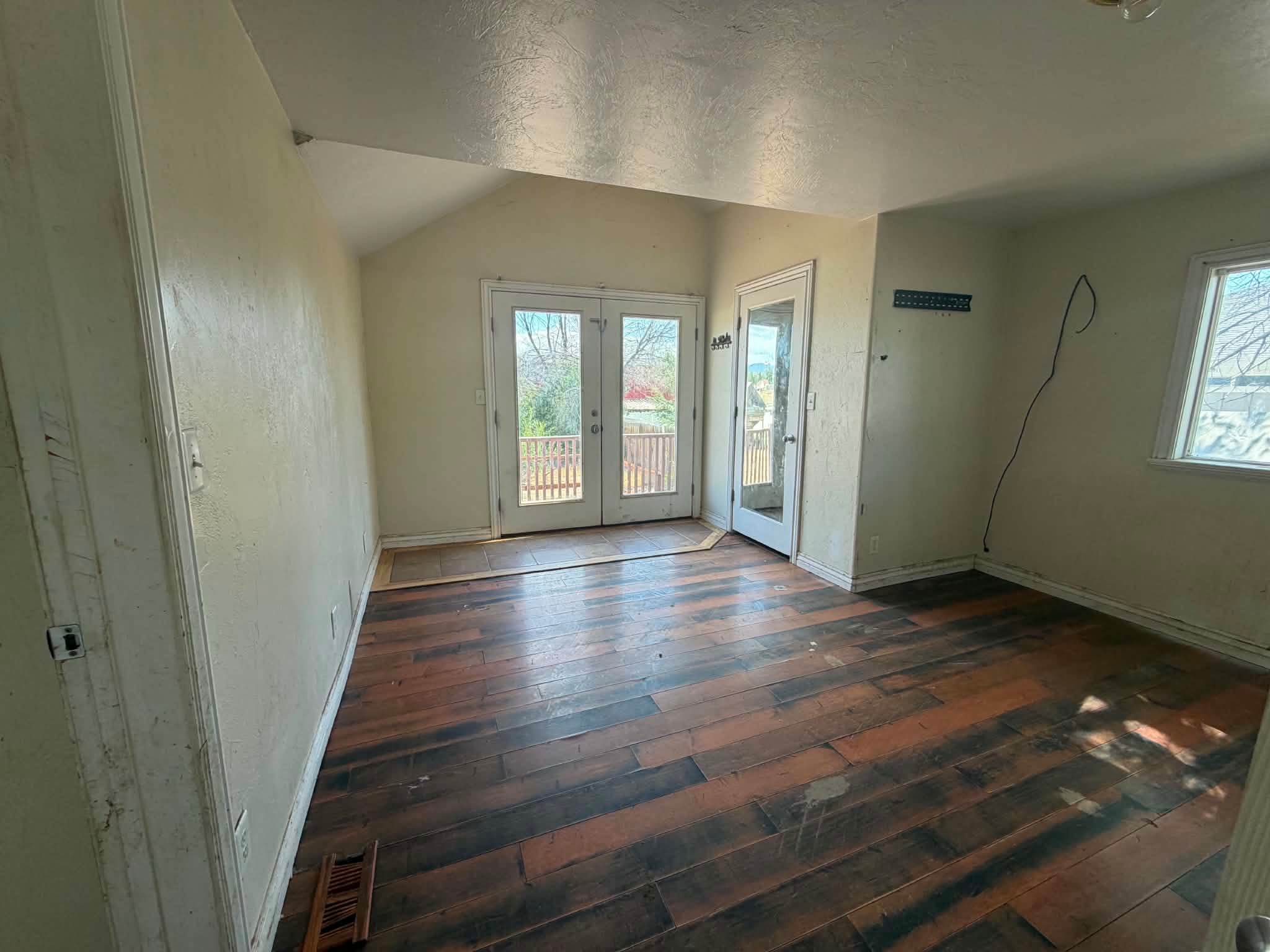 210 E Center Street photo