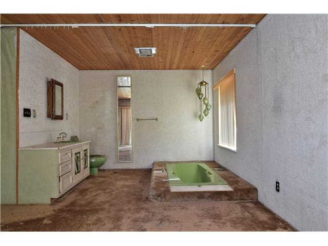 33456 Angeles Forest Hwy photo