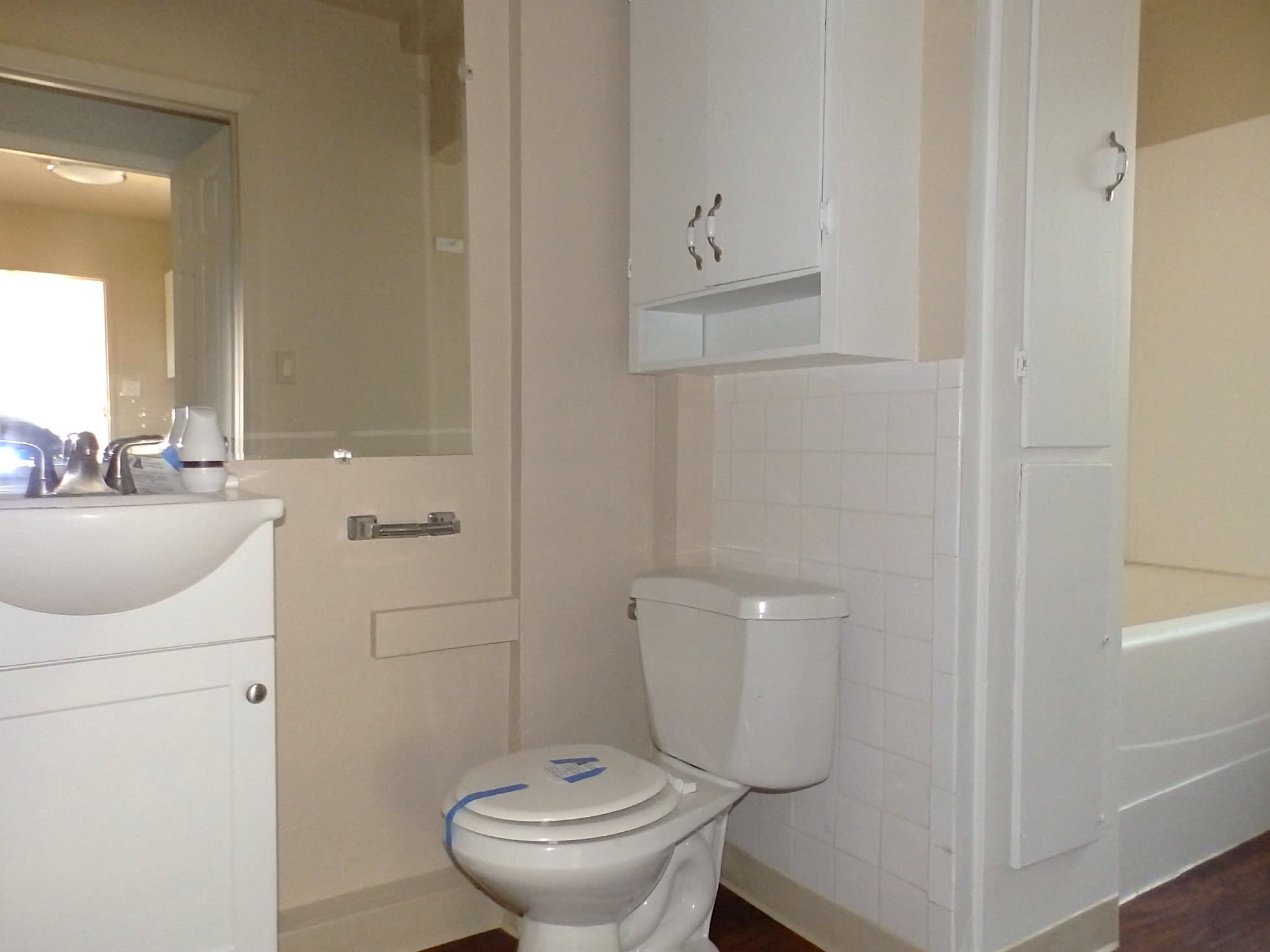 1708 Claremont Aven photo