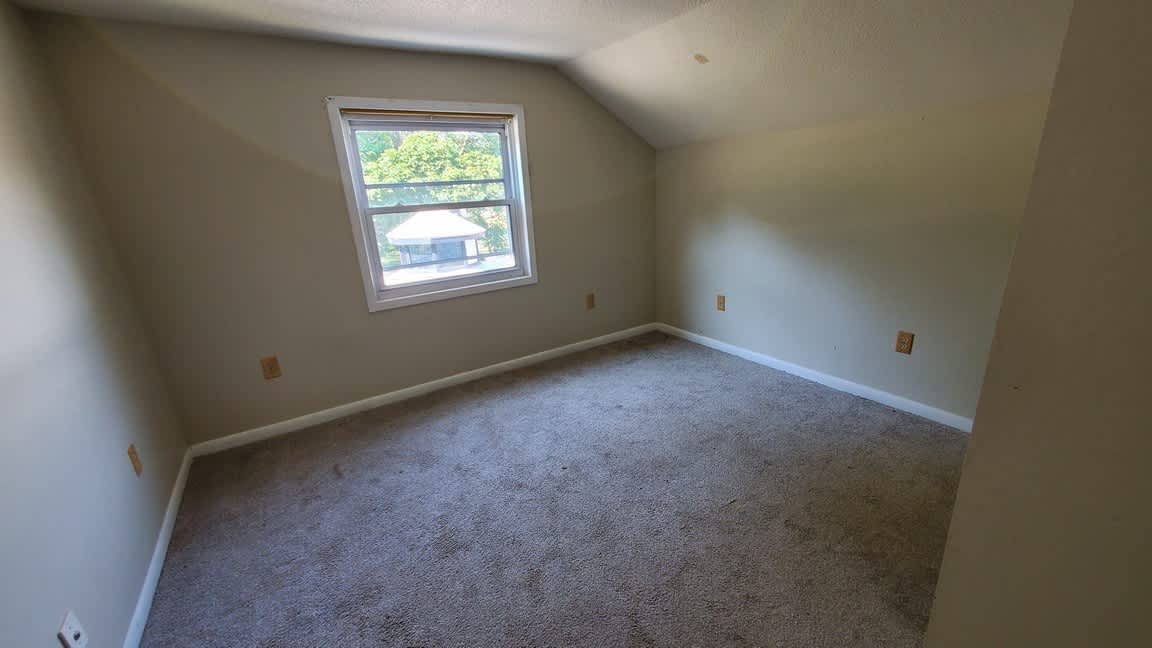 2569 Harding Avenue photo