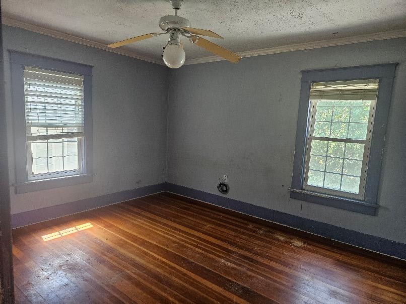 107 N Baker St photo