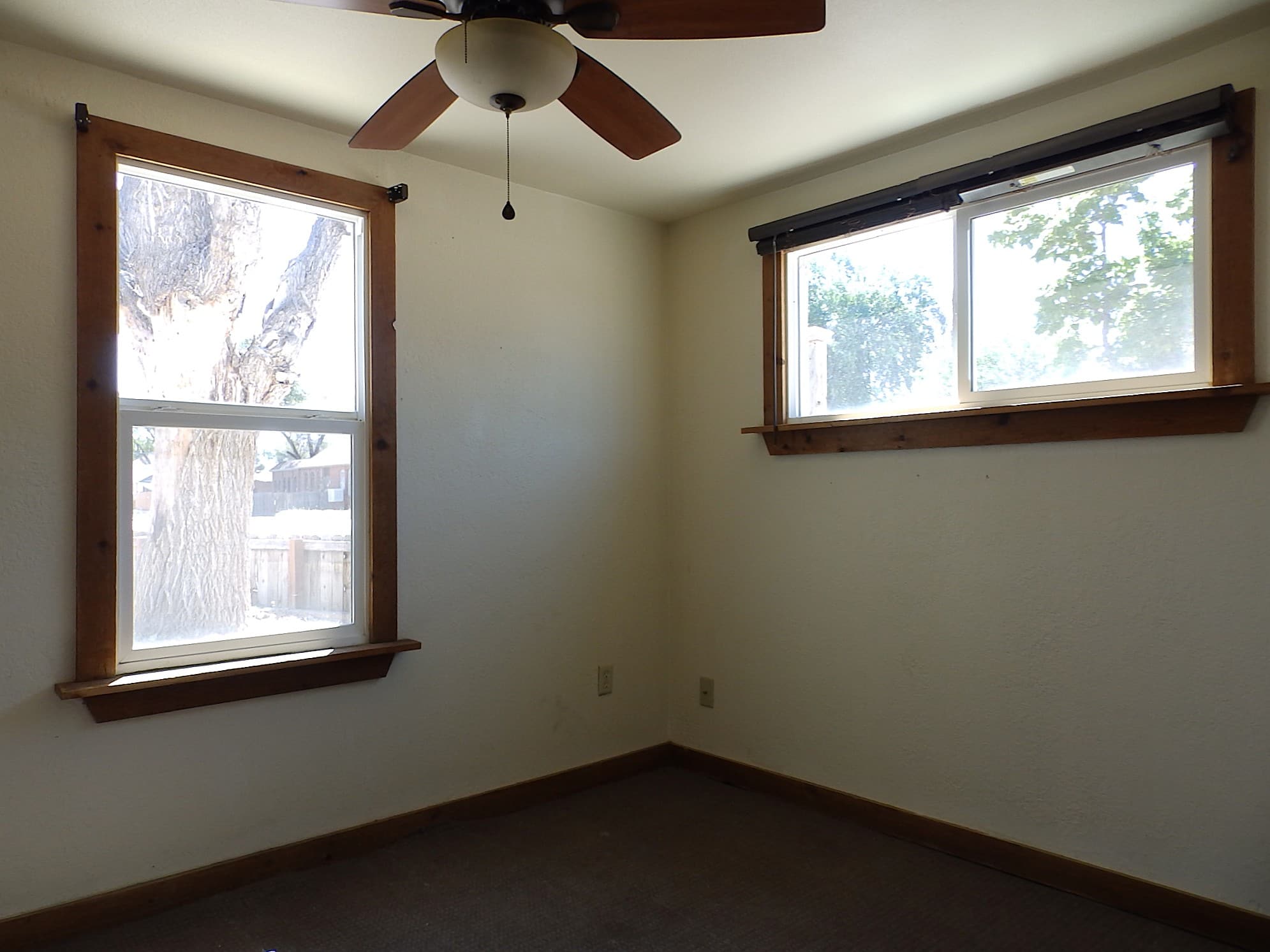 1831 Spruce St photo