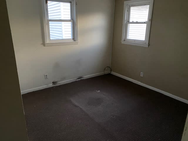 321 S Main St photo