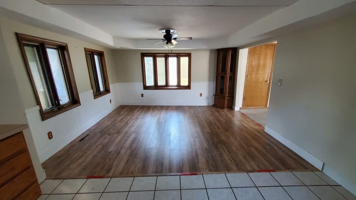 2569 Harding Avenue photo