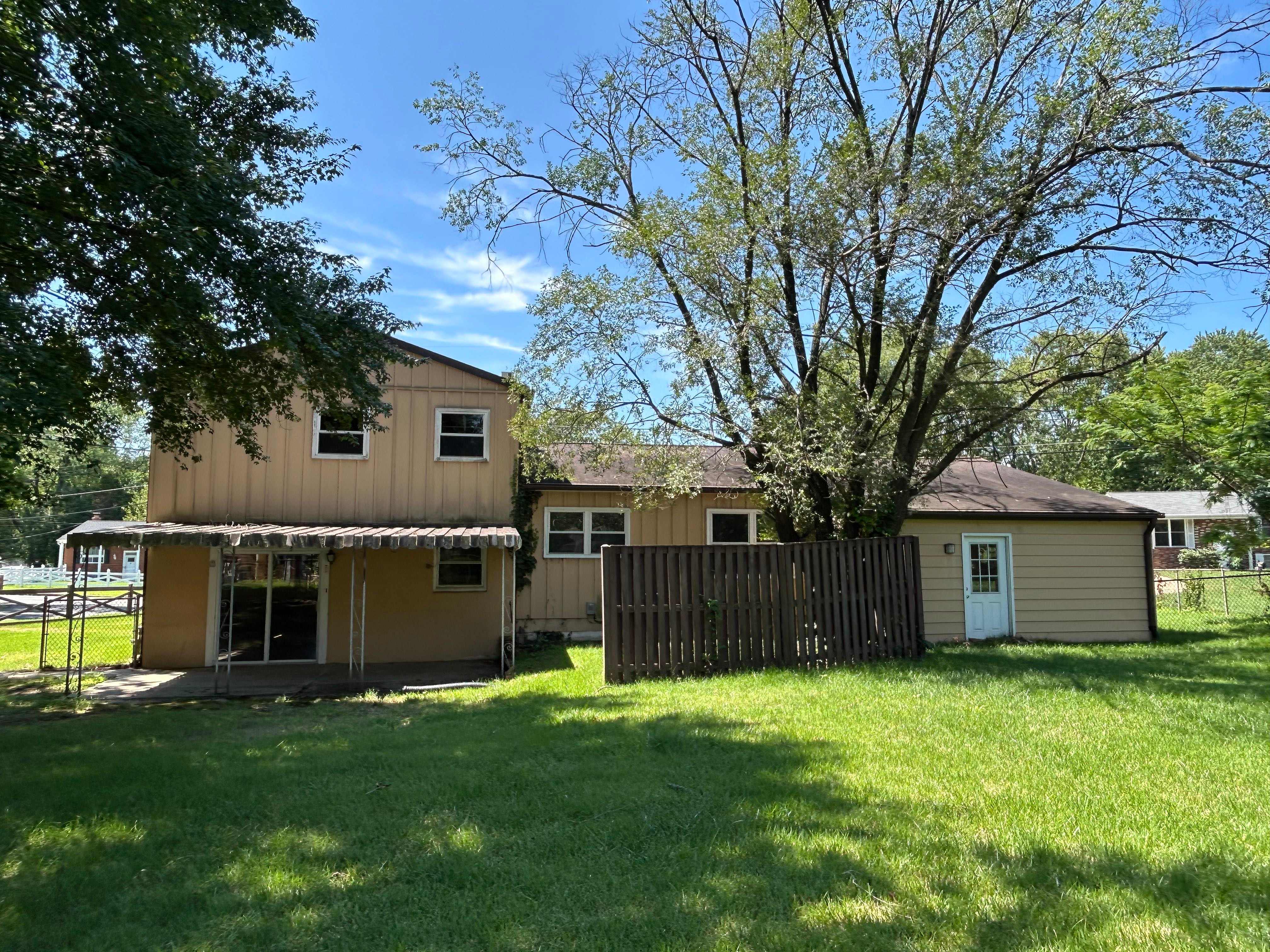 9512 Small Dr photo