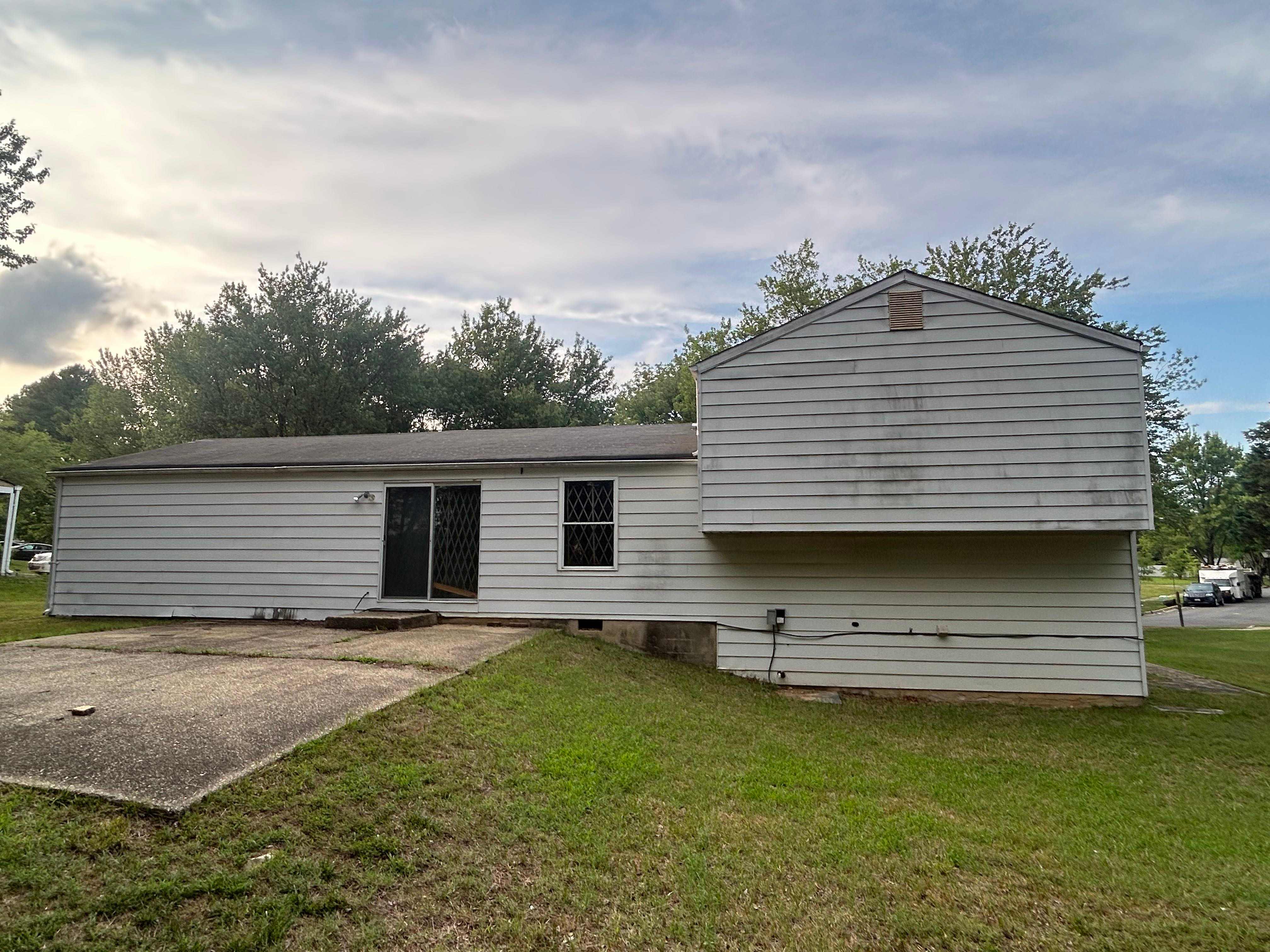 9108 Ridgewood Dr photo