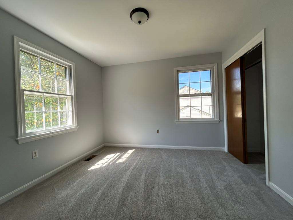 3402 Williamsburg Dr photo