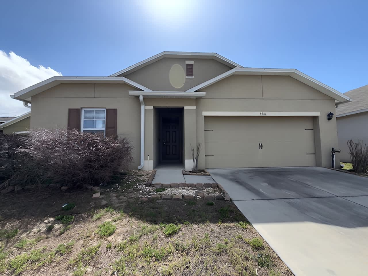 Single Family Home 4BR 2BA — 5716 Lakeside Landings Blvd, Winter Haven, FL
