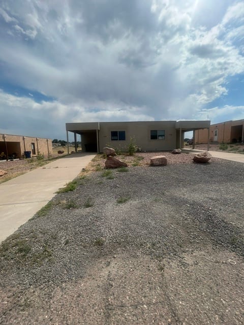 716 - 718 E Clarion Dr