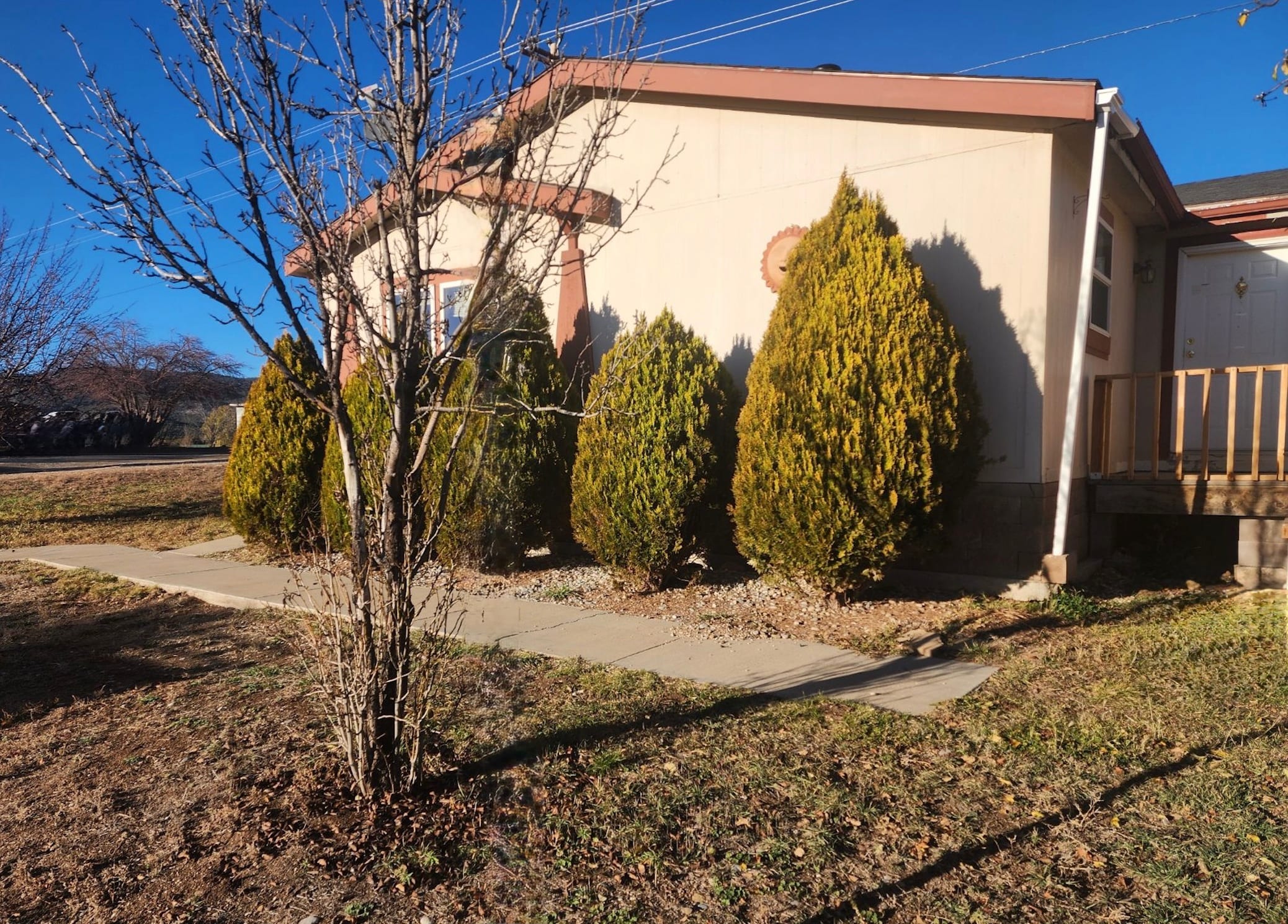Photograph of 4 Vigil Rd, Penasco, NM 87553