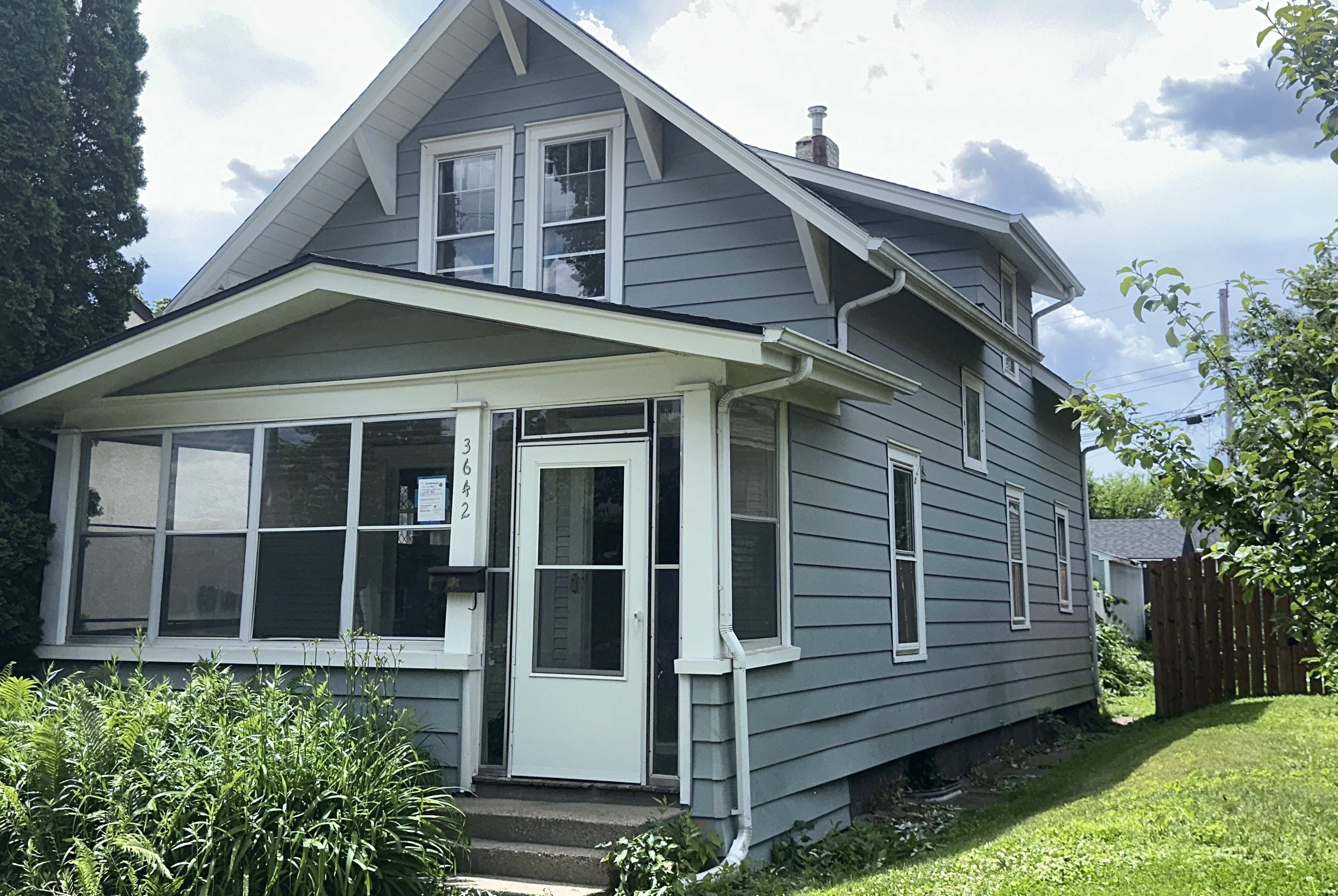 Photograph of 3642 Van Buren St NE, Minneapolis, MN 55418