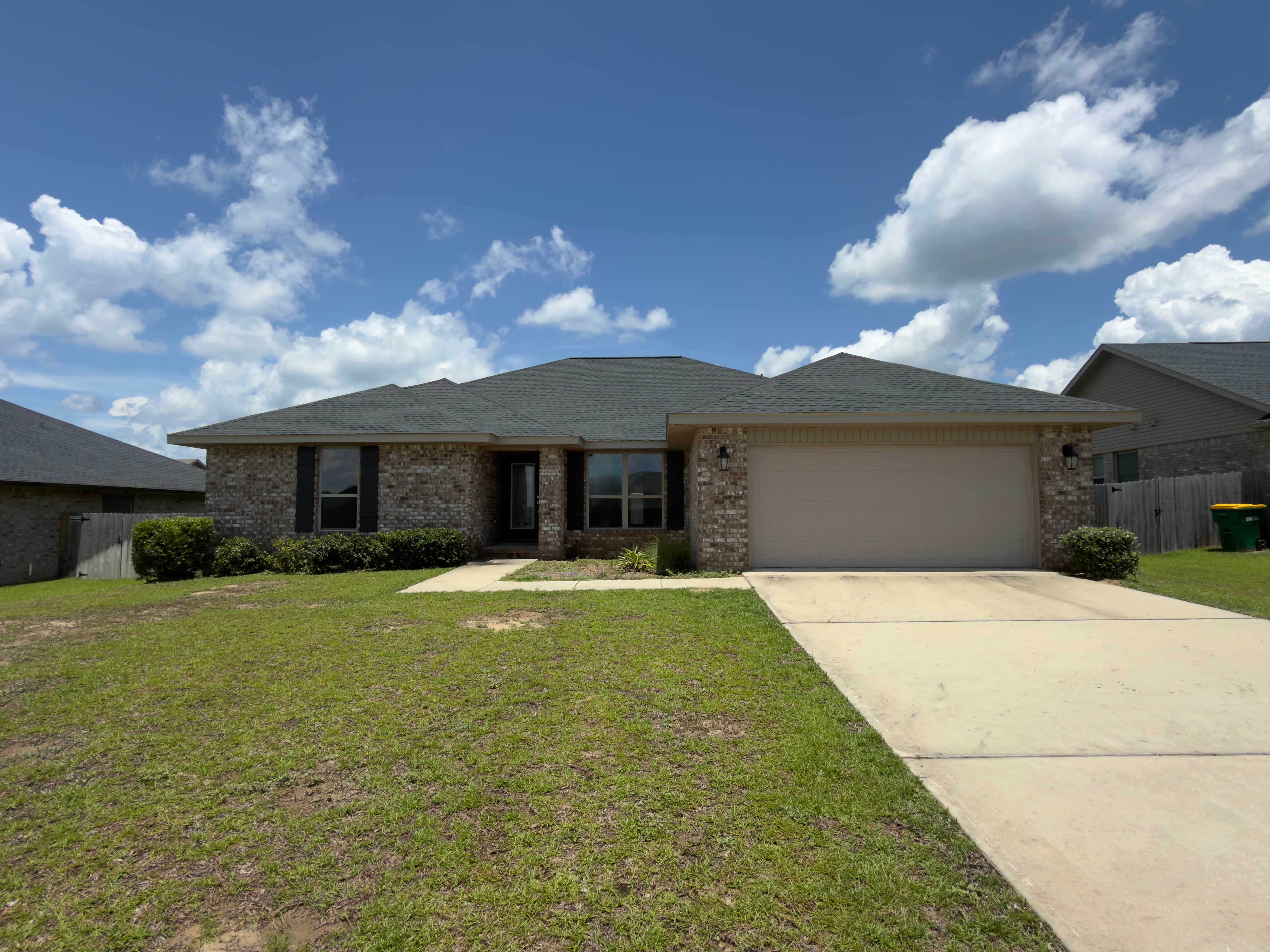 Photograph of 2112 Queen St, Crestview, FL 32536