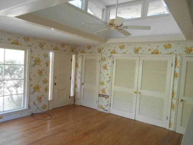 604 Glendale Dr photo