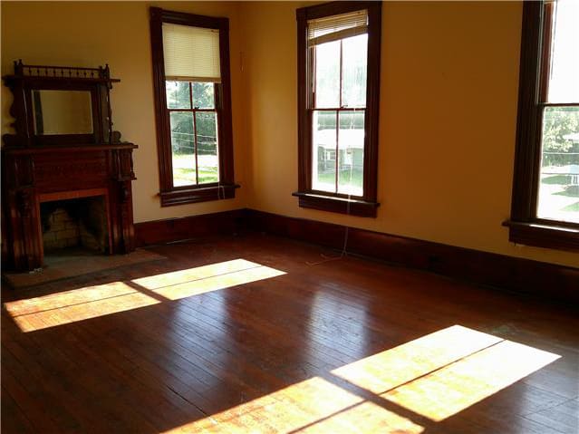 405 Gilmore St photo
