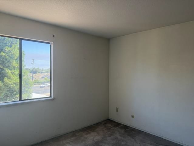 501 Rose Ave #18 photo