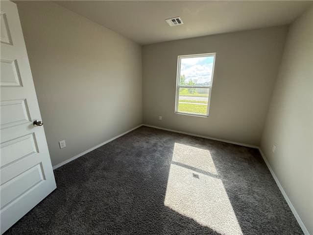 695 Foxtail Dr photo