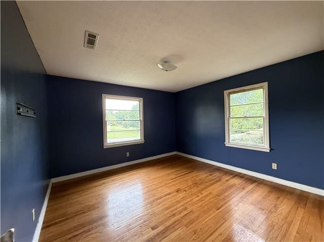 160 Meadowview Dr photo