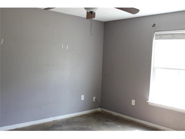 4715 Finch Rd photo