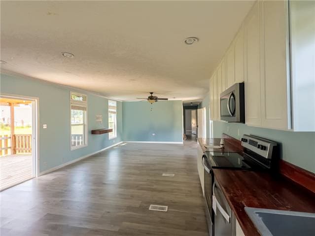 4 Willow Dr photo
