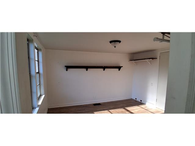 1902 43rd St photo