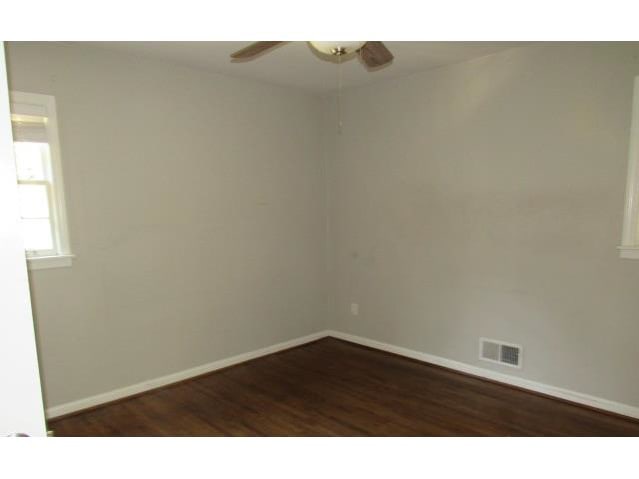 704 Sundale Dr photo