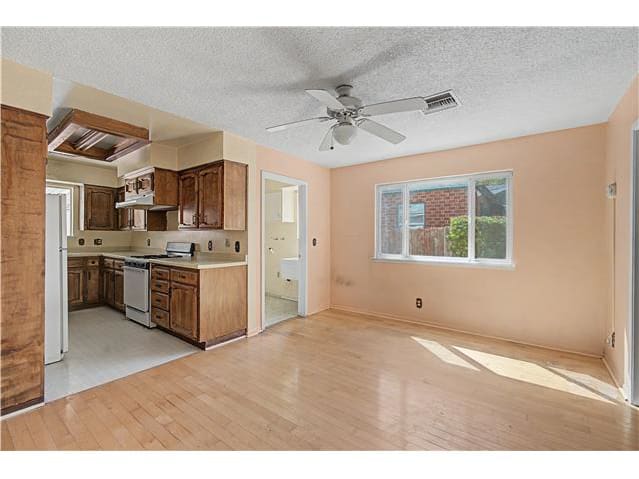 2912 N Adoline Ave photo