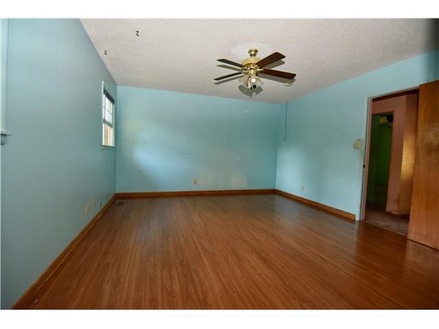 2606 Guenevere Ave SE photo