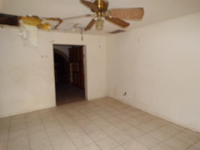 2117 E Howe Ave photo