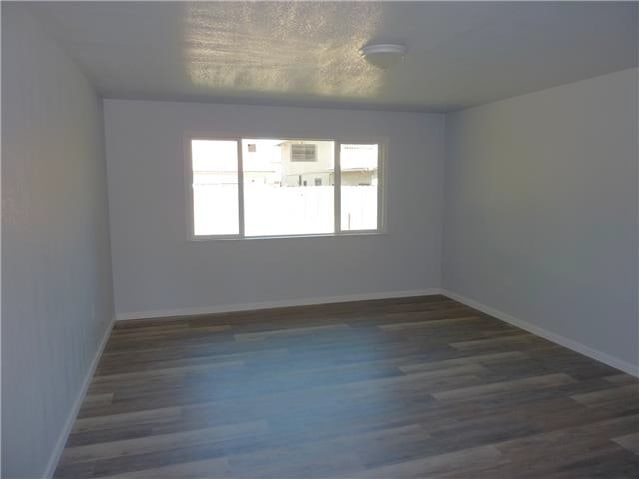 835 Clinton Dr photo