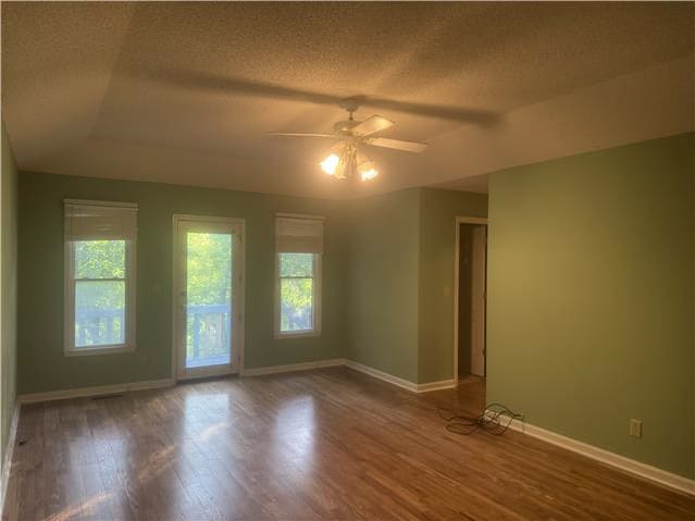 411 Wexford Cir photo