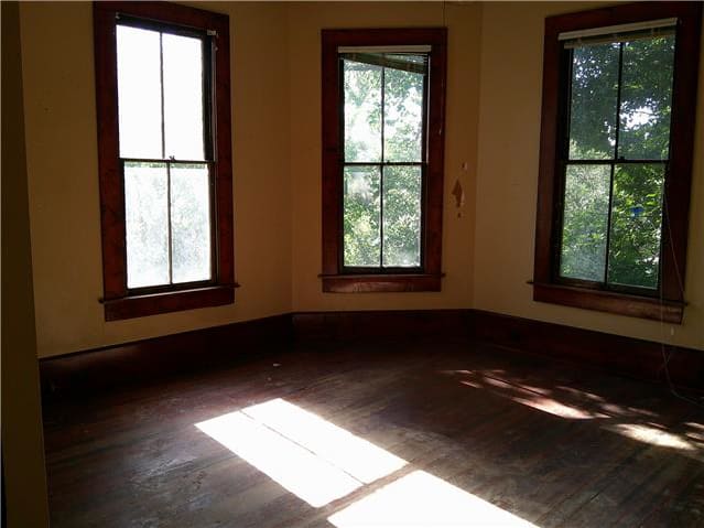 405 Gilmore St photo