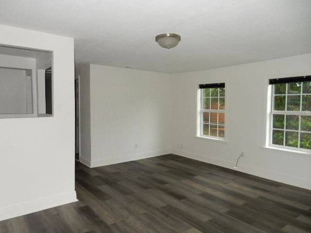 403 Klondyke St photo