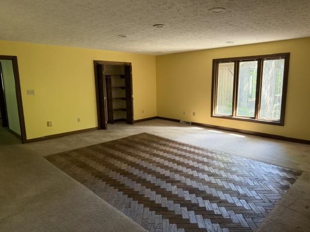 733 Blakley Dr photo