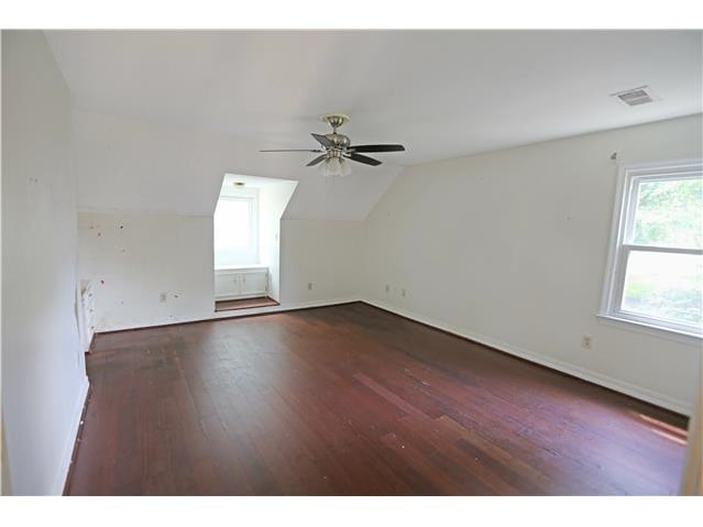 213 Longwood Dr photo