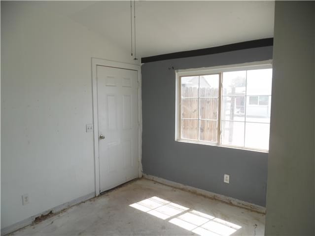 406 N 2nd St photo