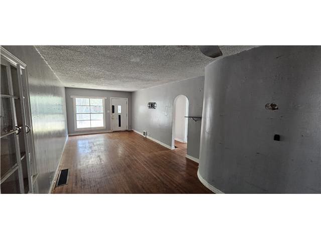 655 S Quentin St photo