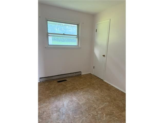 1532 Kingsway Dr photo