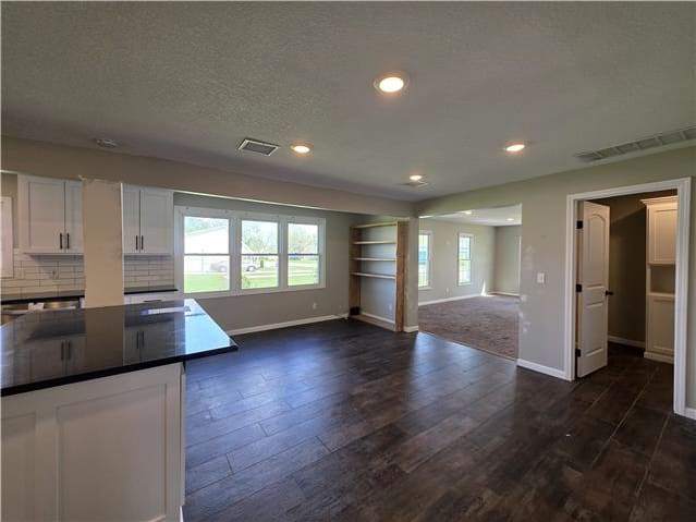 712 E Market Street photo
