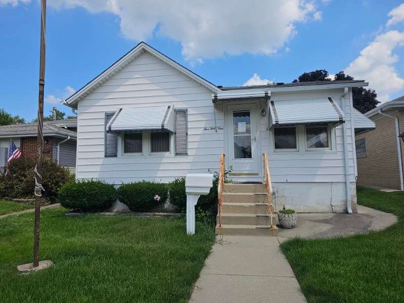 541 Mccarthy St photo