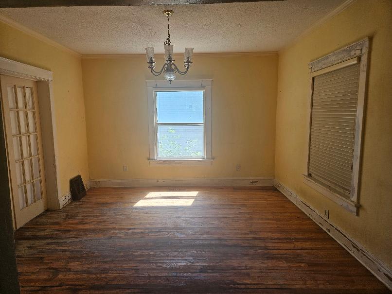 107 N Baker St photo