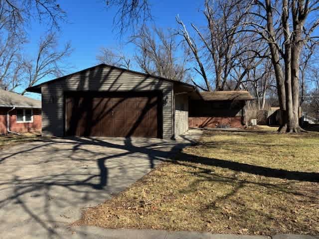 Photograph of 3524 N 66th St, Lincoln, NE 68507