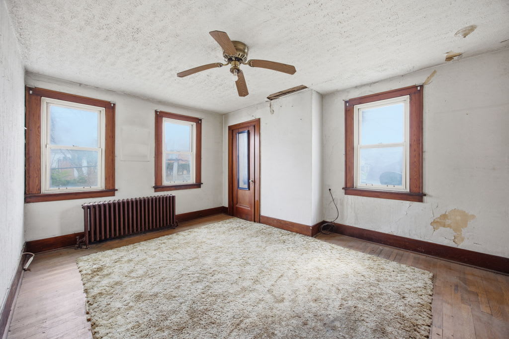 810 Jackman Ave photo